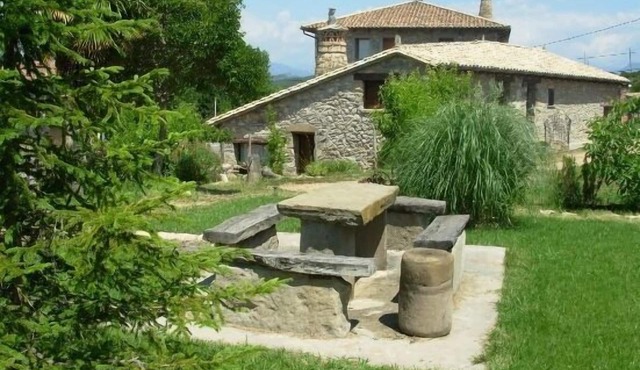 Mesón de Samitier apartments for 4 people