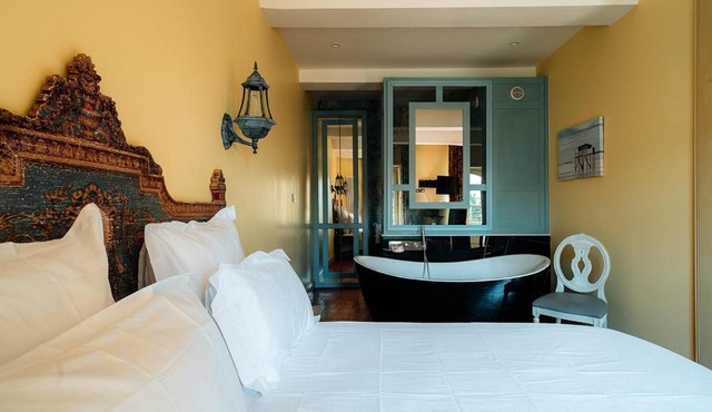 Mes à Moi in Pezenas - Appartements de charme - Baignoire Balnéo