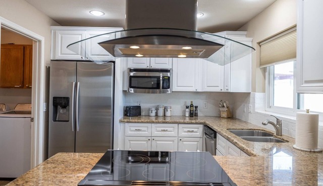 Mesa Garnet 4 Bedroom Home by RedAwning
