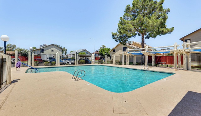 Mesa Haven w/Patio, Heated Pool & Hot Tub Access