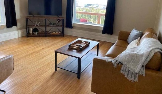 Mesaba 1A | Lake View Condo