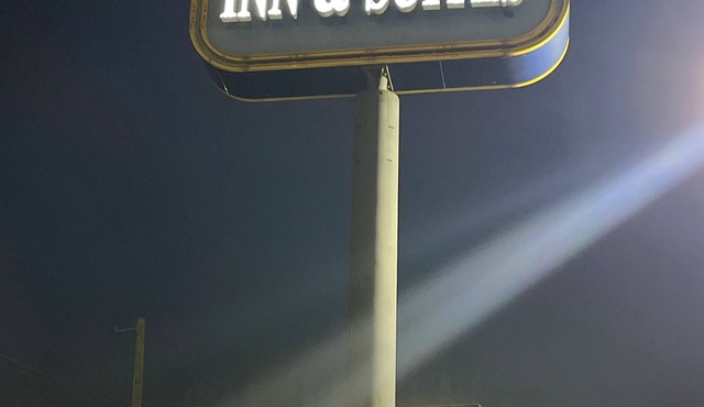MESQUITE INN & SUITES