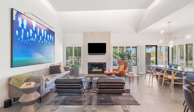 Mesquite Retreat- Modern 2 Bedroom Condo