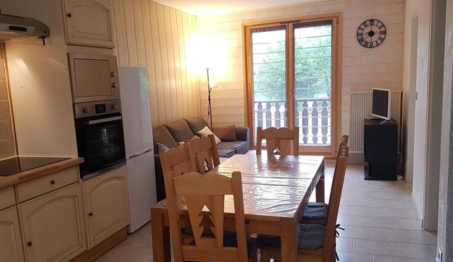 METABIEF -GENEVRIERS - Bat Les Gentianes Apartment 6 Pers