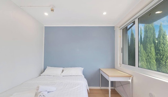 MetaWise BnB | Cozy Modern Studio Rushcutters | Room 4