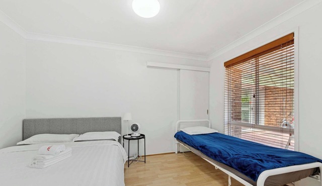 MetaWise Cozy Family Room4 in Shared Home Free Parking