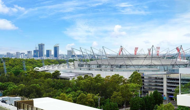 MetawiseBnB Executive 2-Bedroom Stadium View Apartment W Parking