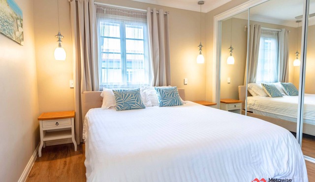 Metawisebnb Waterfront 3BR Coastal Escape