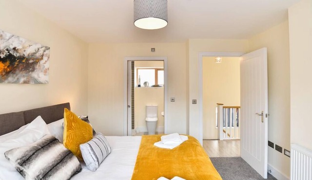 Metro Chic Townhouse