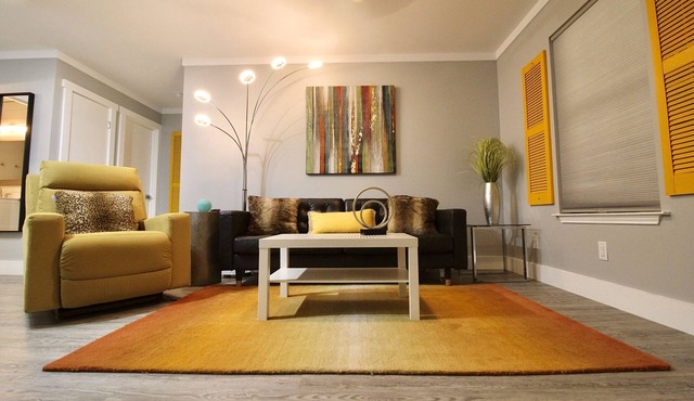 Metro Flats Luxury 2-Bedroom in safe, peaceful, boutique apartment complex