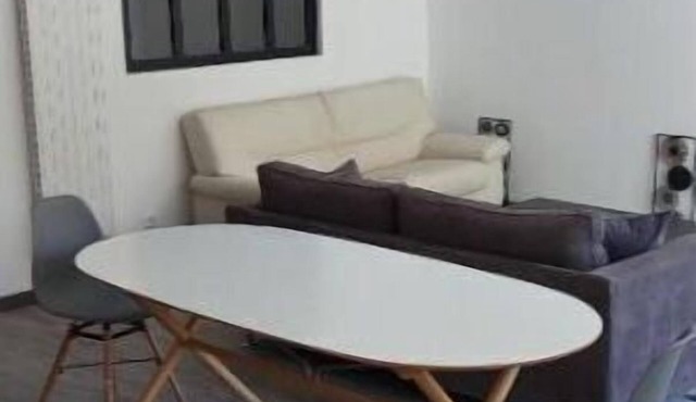 Meublé Neuf Avec Jardin