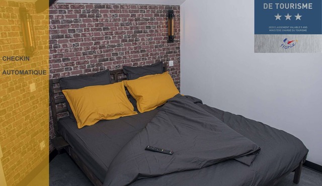 Meublé de Tourisme 3 Loft Industriel à Fismes