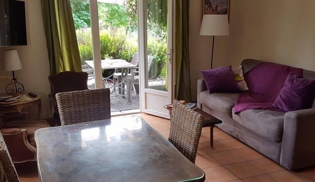 Meublé N°3 -Apartment-Ensuite with Shower-Garden view