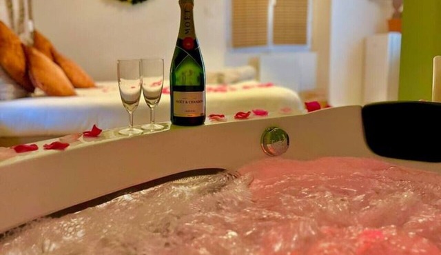 Mexico Suite with Jacuzzi 15min Disney