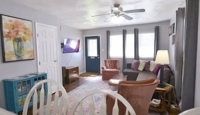Meyer's Place: Your Home Away in Bloomington
