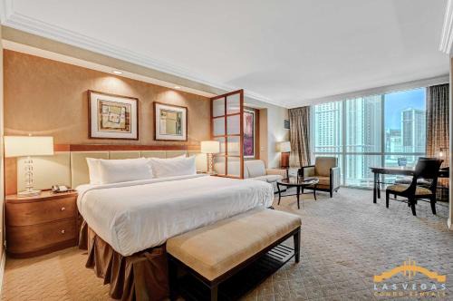 MGM Signature-34-604 Jacuzzi Studio