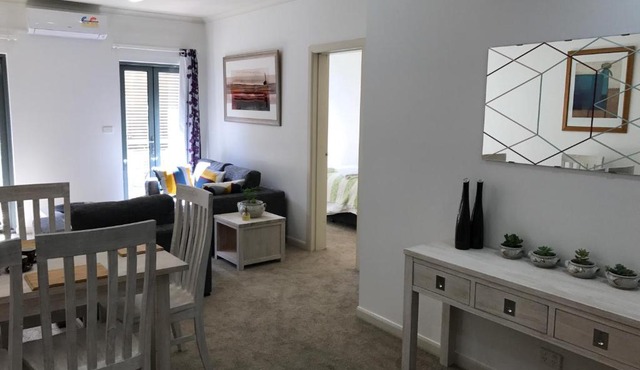 MH CBD Private Apartment @ Flinders Lane