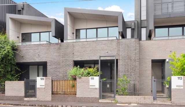 MHYL #Cosy Townhouse in Richmond + 1 parking