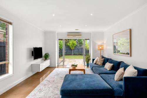 Mia's Place Modern Pet friendly Geelong West stay