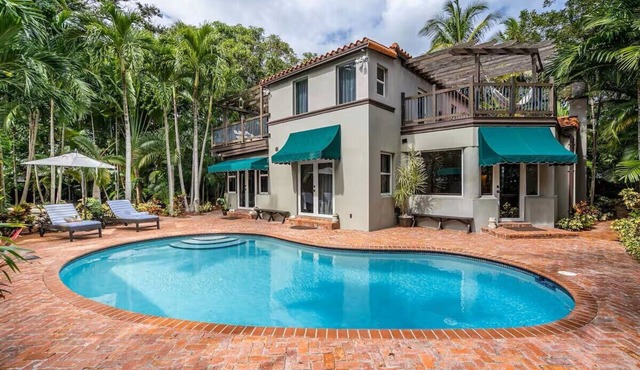 Miami Best Pool Villa,10 ppl, Close to the beach