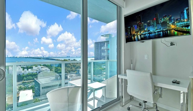 Miami Design District Luxury Unit Stunning Views