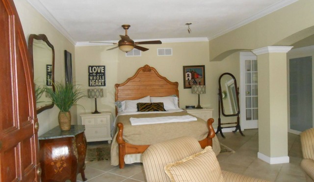 Miami Falls Area Private Studio/Apartment