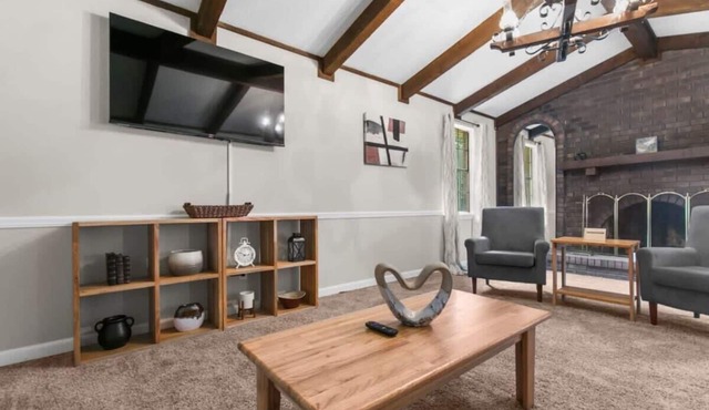 Miami Family Friendly in Forestdale
