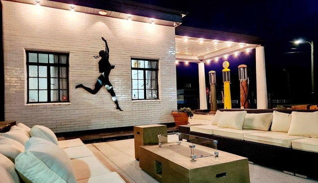 Miami Marathon Oil Station