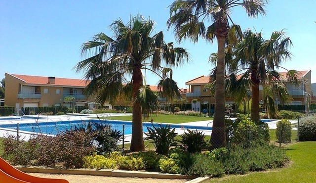 Miami Playa: New house with a communal pool and jacuzzi, close to the beach