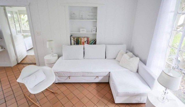 Miami Pool Cottage Su