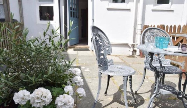 Michalmas Cottage - 200yr Old Fishermen’s Cottage