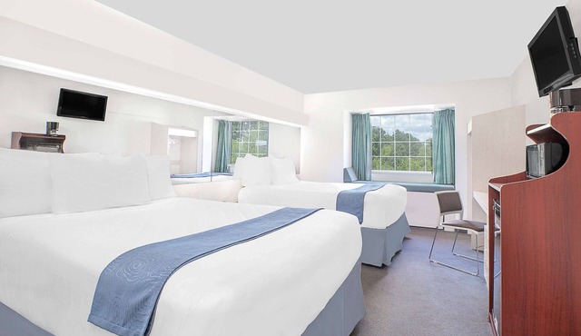 Microtel Inn by Wyndham Broken Bow