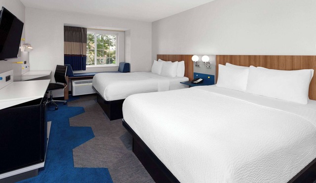 Microtel Inn by Wyndham Janesville