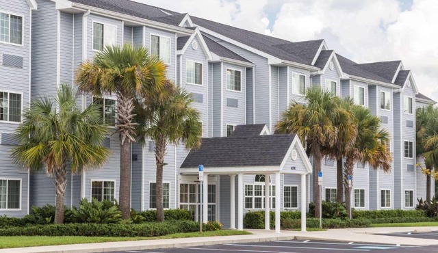 Microtel Inn & Suites by Wyndham Spring Hill/Weeki Wachee