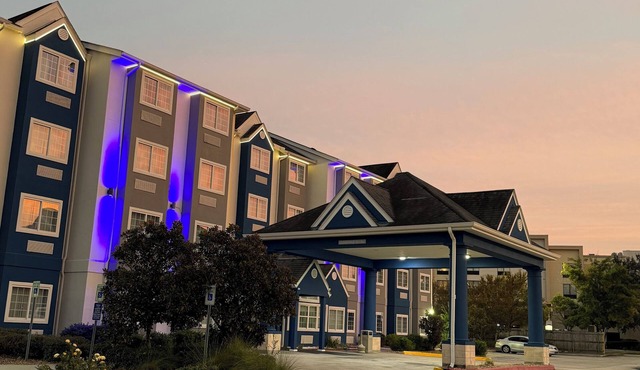 Microtel Inn & Suites by Wyndham Baton Rouge Airport