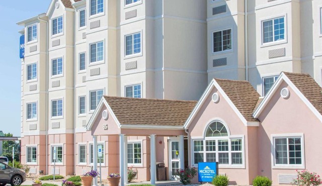 Microtel Inn & Suites by Wyndham Harrisonburg