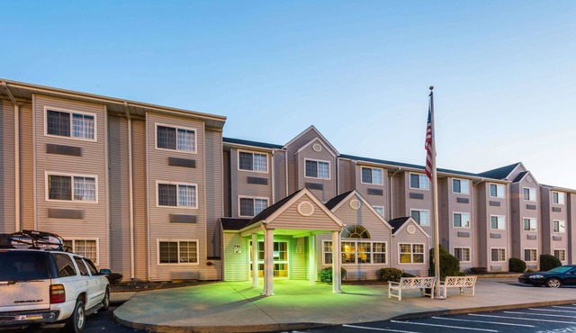 Microtel Inn & Suites by Wyndham Hillsborough
