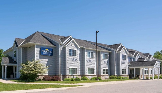 Microtel Inn & Suites by Wyndham Springfield