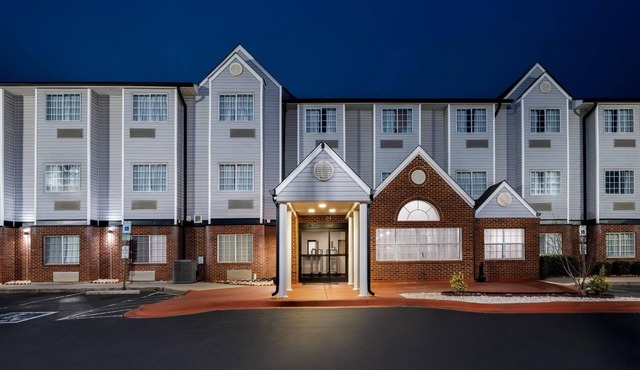Microtel Inn & Suites by Wyndham Statesville