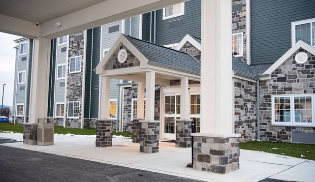 Microtel Inn & Suites by Wyndham Carlisle