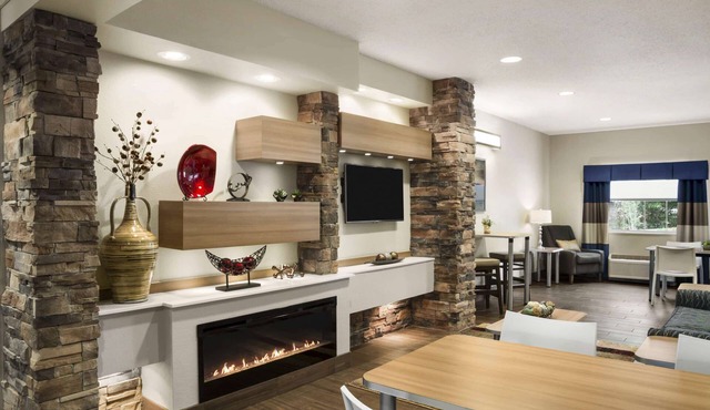Microtel Inn & Suites By Wyndham Lynchburg