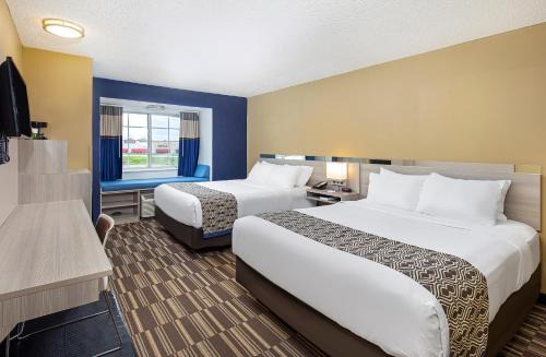 Microtel Inn & Suites by Wyndham Dry Ridge