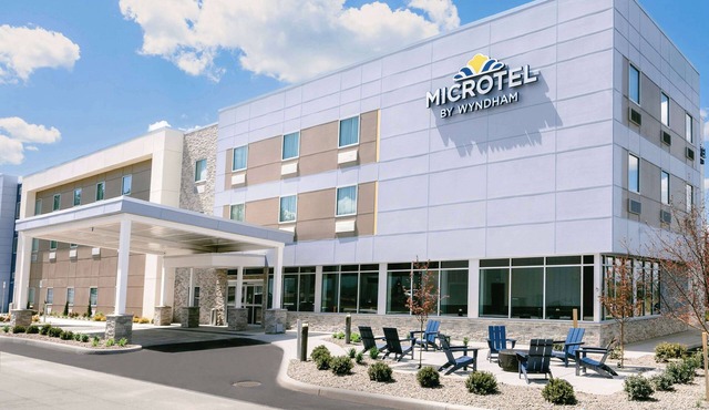 Microtel Inn & Suites by Wyndham Newark NY