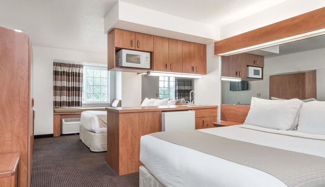 Microtel Inn & Suites by Wyndham Rice Lake