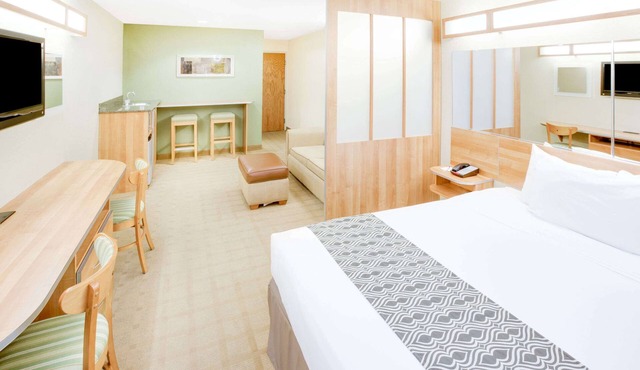 Microtel Inn & Suites by Wyndham Saraland/North Mobile