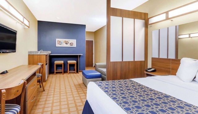 Microtel Inn & Suites by Wyndham Dickson City/Scranton