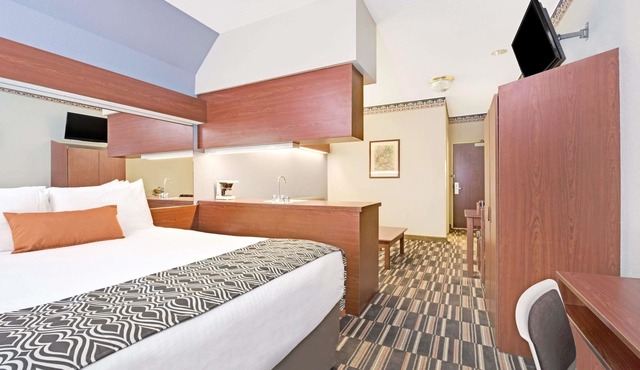 Microtel Inn & Suites by Wyndham Urbandale/Des Moines