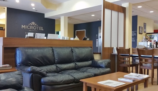 Microtel Inn & Suites by Wyndham Kearney