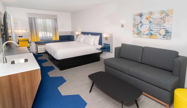 Microtel Inn & Suites by Wyndham Newark NY