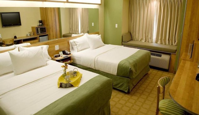 Microtel Inn & Suites by Wyndham Saraland